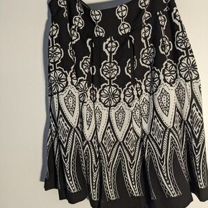 J Taylor Black White‎ Geometric Print Pleated Midi Skirt Women's